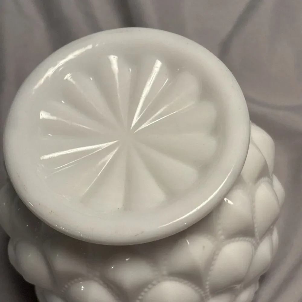 Fostoria Milk Glass Heavy‎ Pedestal Dish With Lid